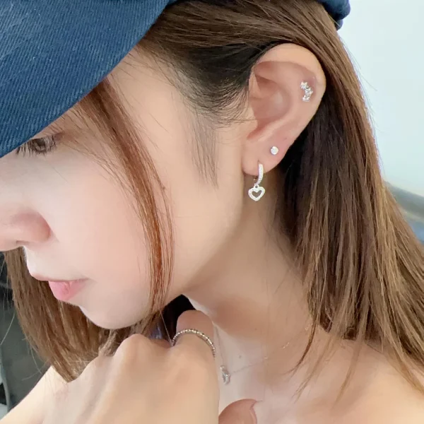 ต่างหูเงินแท้ ห่วงเพชรหัวใจตุ้งติ้ง